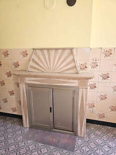 Image No.10-2 Bed Semi-Detached for sale