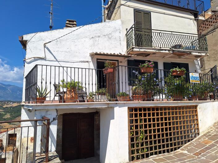 Image No.3-2 Bed House/Villa for sale