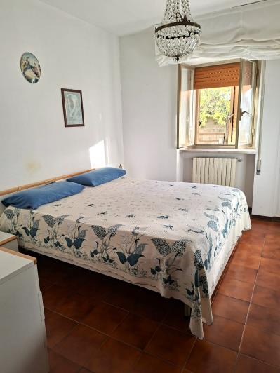 Image No.17-4 Bed House for sale