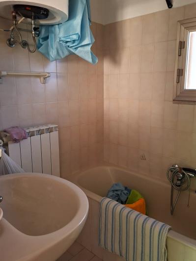 Image No.25-4 Bed House for sale