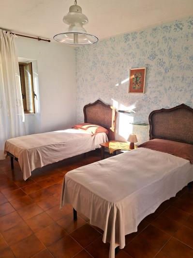 Image No.21-4 Bed House for sale