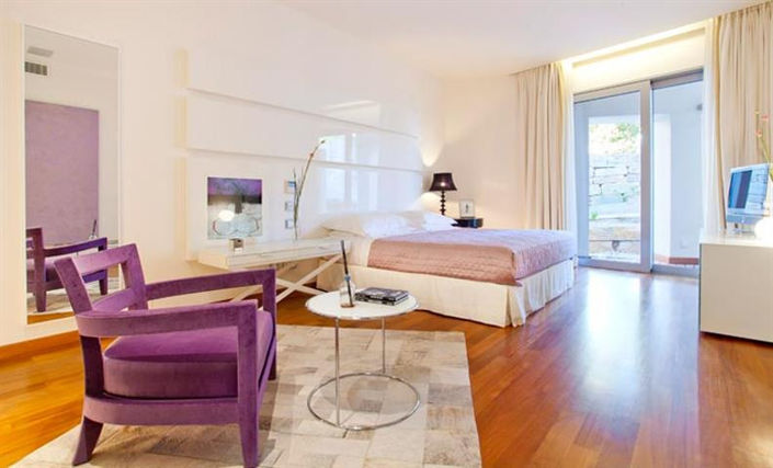 Image No.8-4 Bed House for sale