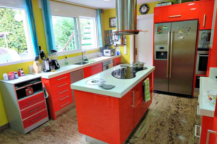 Image No.28-6 Bed House for sale