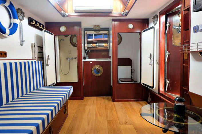 Image No.38-6 Bed House for sale