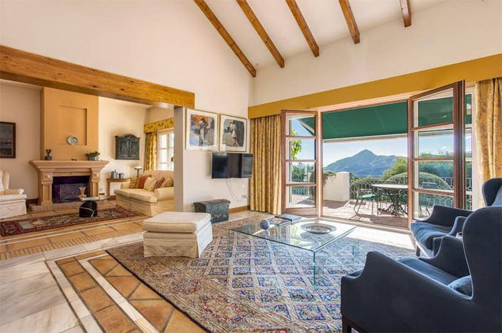 Image No.7-8 Bed House for sale