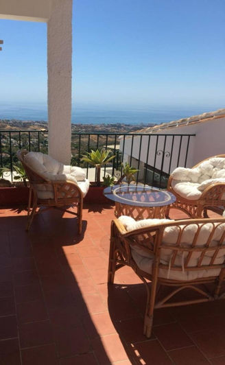 Image No.2-6 Bed House for sale