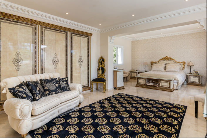 Image No.12-5 Bed House for sale