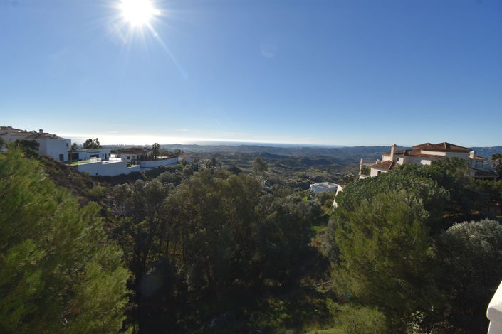 Image No.19-4 Bed House for sale