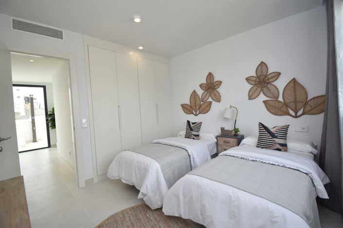 Image No.7-2 Bed Apartment for sale