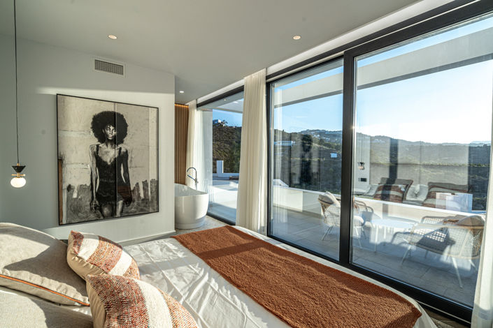 Image No.14-4 Bed Villa for sale