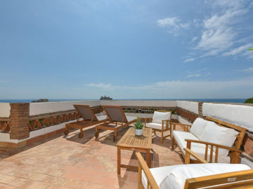 4-c23c0f86247804fa50226aecd8b0b2c8