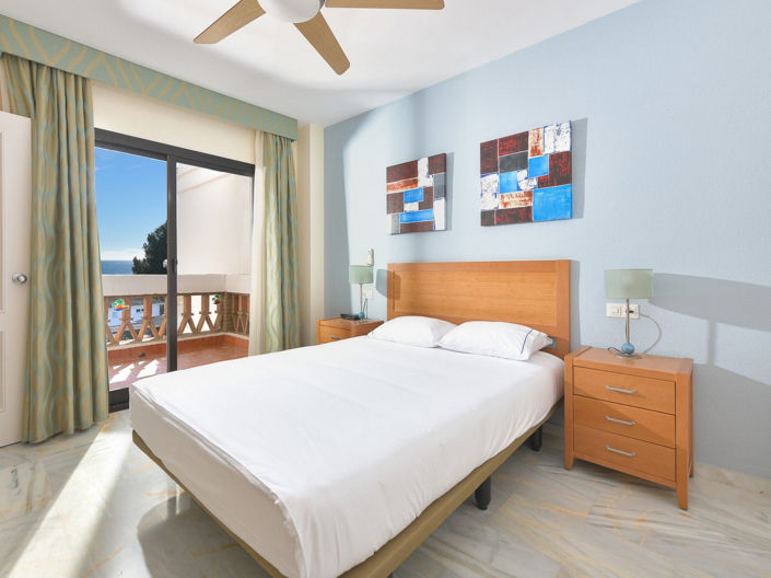 Image No.8-2 Bed Apartment for sale