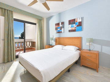 8-e64a9055bba3e77ac8aca3b893cdf826