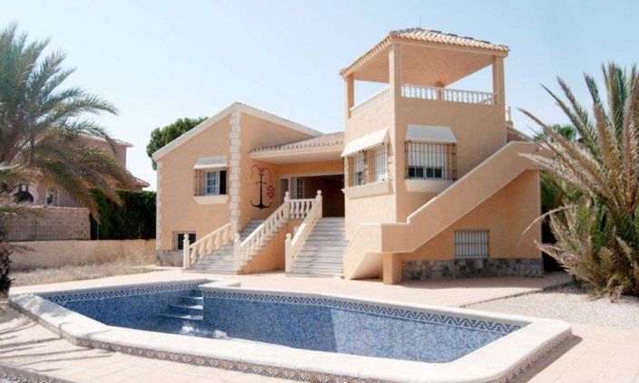 Image No.2-3 Bed Villa for sale