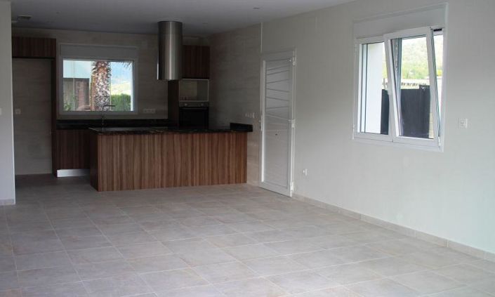 Image No.2-3 Bed Villa for sale