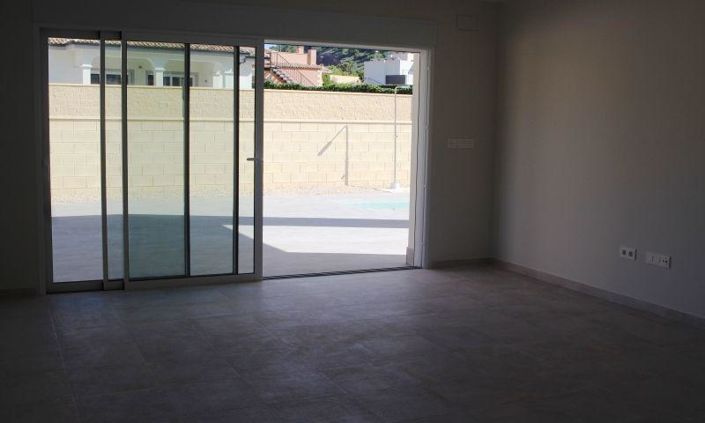 Image No.22-3 Bed Villa for sale