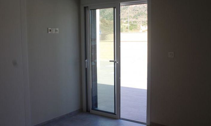 Image No.6-3 Bed Villa for sale