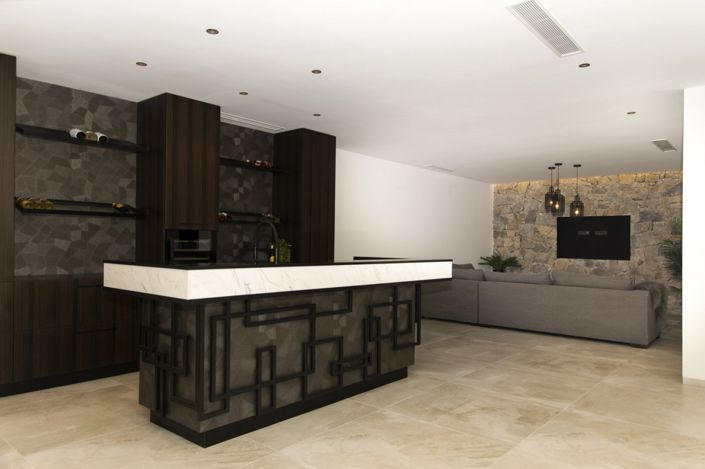 Image No.12-4 Bed Villa for sale