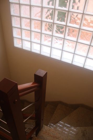 Image No.12-2 Bed Townhouse for sale