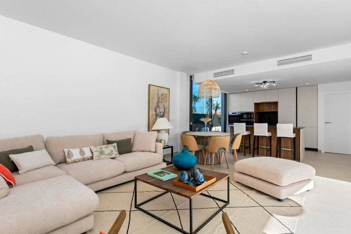 Image No.20-3 Bed Villa for sale