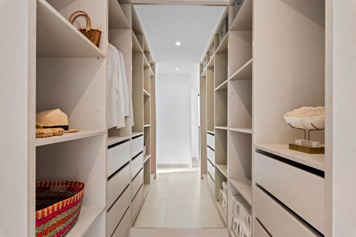 Image No.28-3 Bed Villa for sale