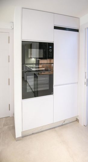 Image No.21-3 Bed Apartment for sale