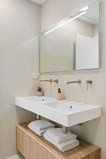 Image No.34-3 Bed Townhouse for sale