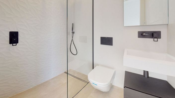 Image No.28-3 Bed Villa for sale