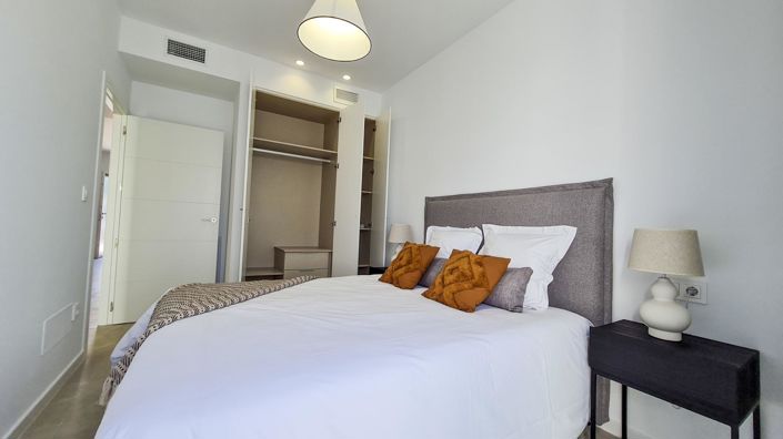 Image No.9-3 Bed Villa for sale