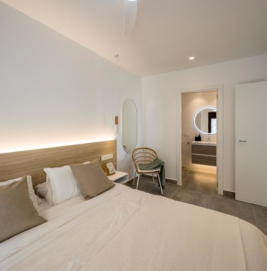 Image No.13-2 Bed Bungalow for sale