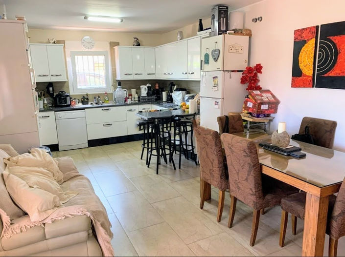 Image No.29-6 Bed House for sale