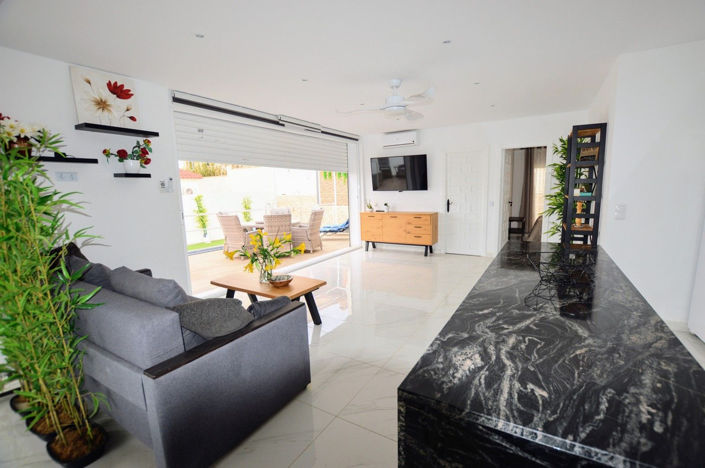 Image No.12-5 Bed House for sale