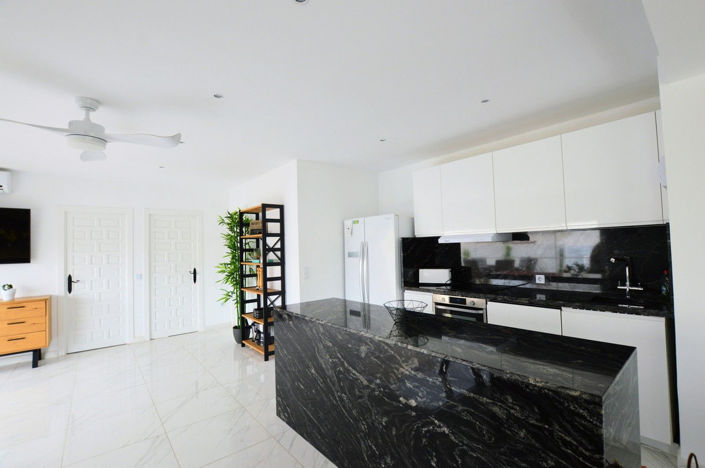 Image No.14-5 Bed House for sale