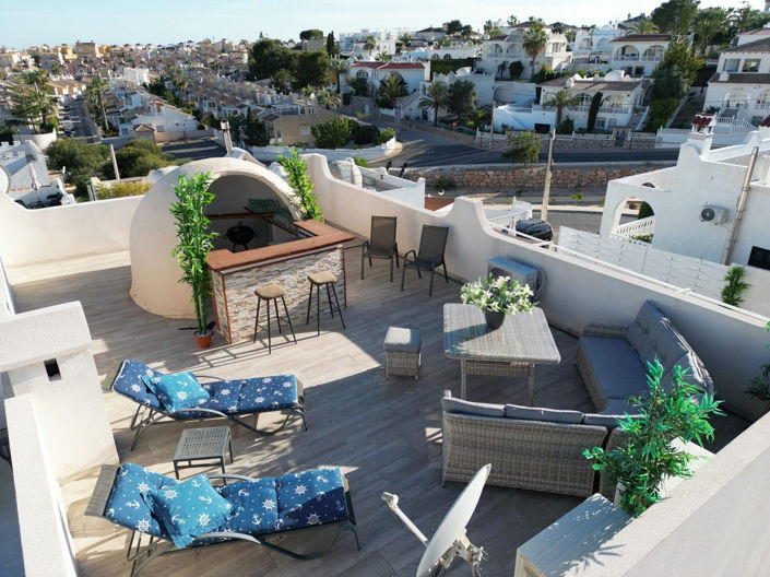 Image No.3-5 Bed House for sale