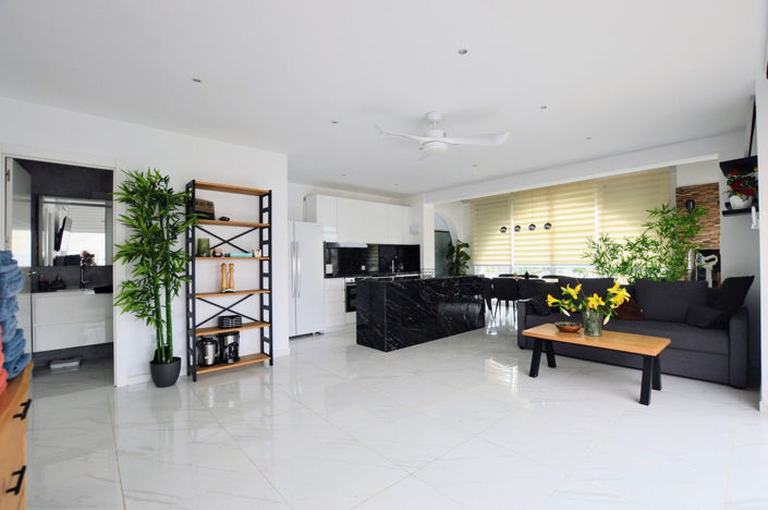 Image No.6-5 Bed House for sale