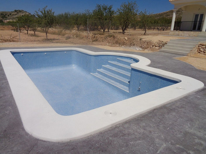 Image No.24-4 Bed House for sale