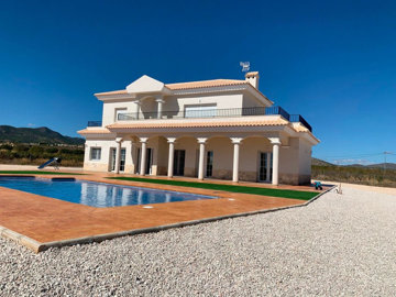 4 Bed House for sale