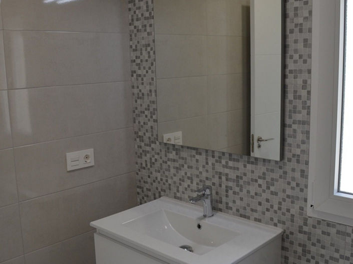 Image No.45-4 Bed House for sale