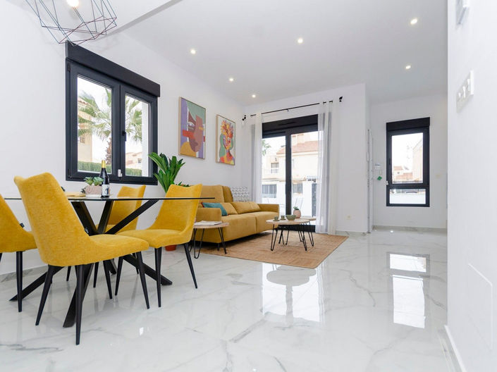 Image No.30-3 Bed House for sale