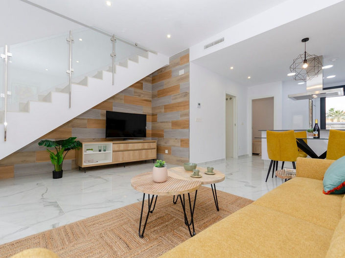 Image No.7-3 Bed House for sale