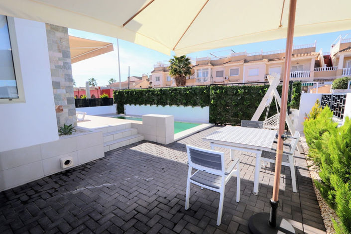 Image No.45-4 Bed House for sale