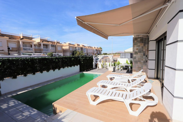 Image No.47-4 Bed House for sale