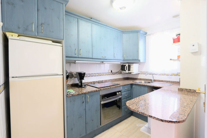 Image No.10-3 Bed House for sale