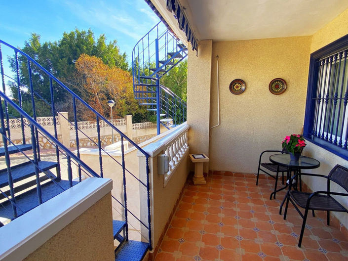 Image No.2-3 Bed House for sale