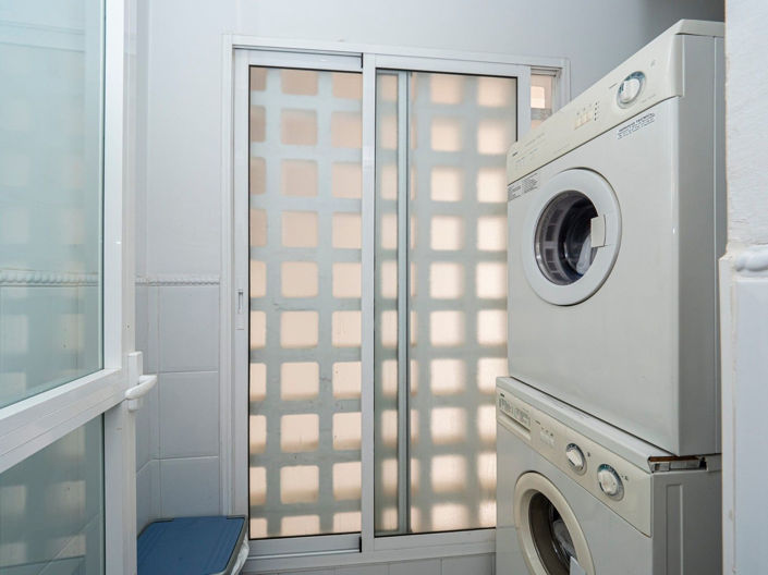 Image No.23-2 Bed Apartment for sale