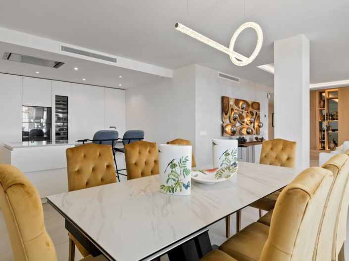 Image No.23-7 Bed Apartment for sale