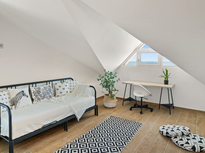 Image No.11-3 Bed Apartment for sale