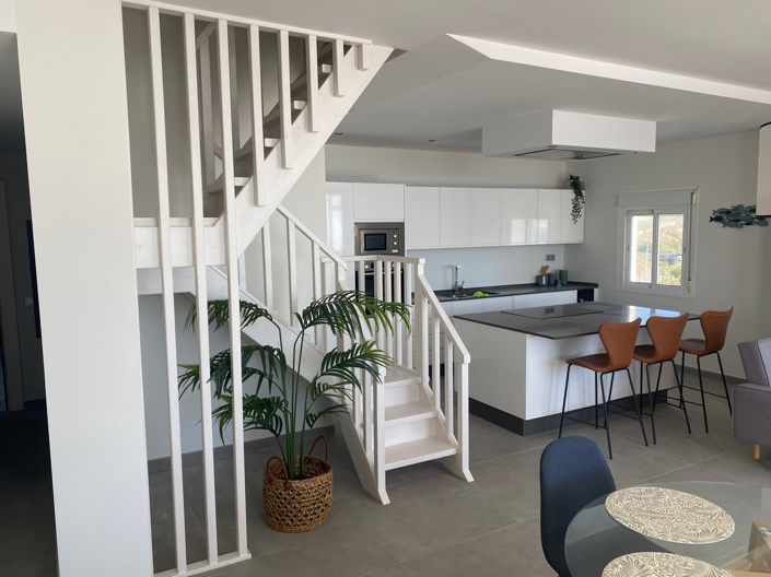 Image No.24-3 Bed Apartment for sale