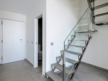 11-20939a0134ad724a8cb2a801094d15a4