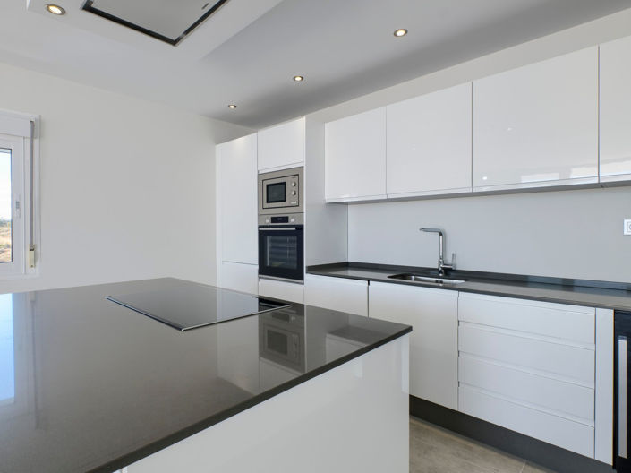 Image No.19-3 Bed Apartment for sale